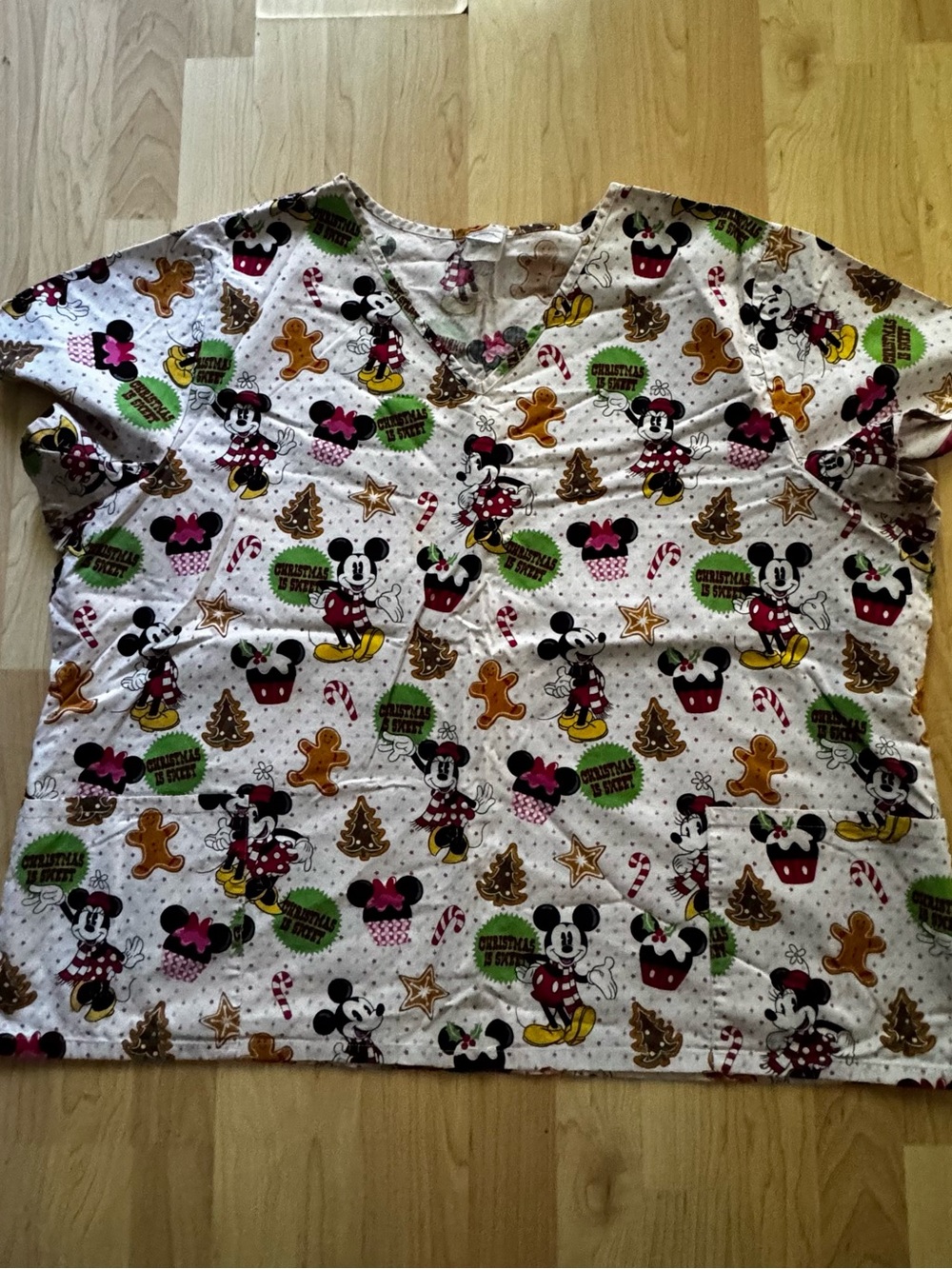 Disney White Holiday Mickey & Minnie Short Sleeve Scrub Top